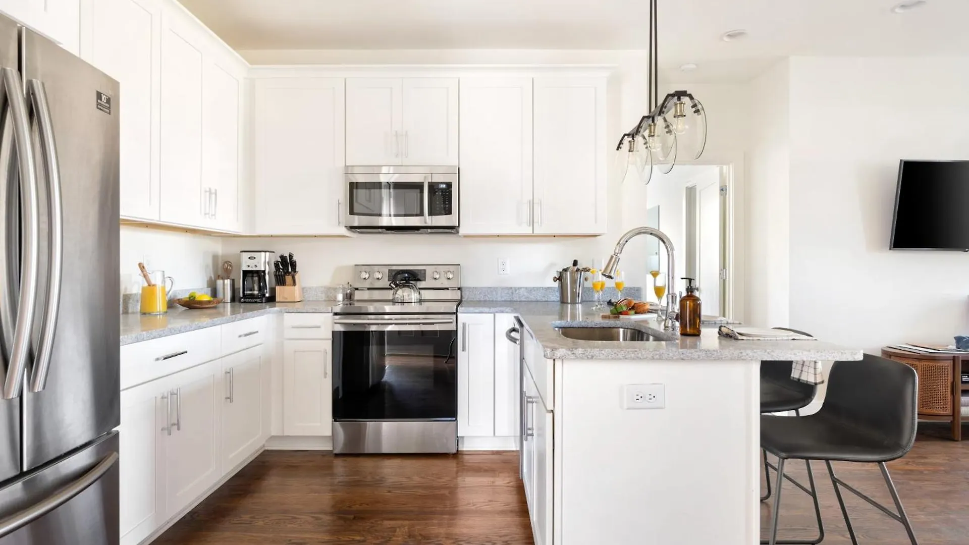 Дом отдыха Hart Suite Buyout 4 By Avantstay Two Town House Buyout W Modern Amenities In Нэшвилл